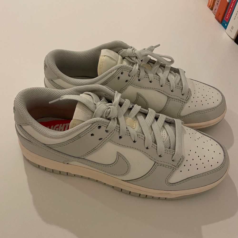 NIKE WMNS DUNK LOW “LIGHT BONE” bought on Flight Club. NEVER WORN